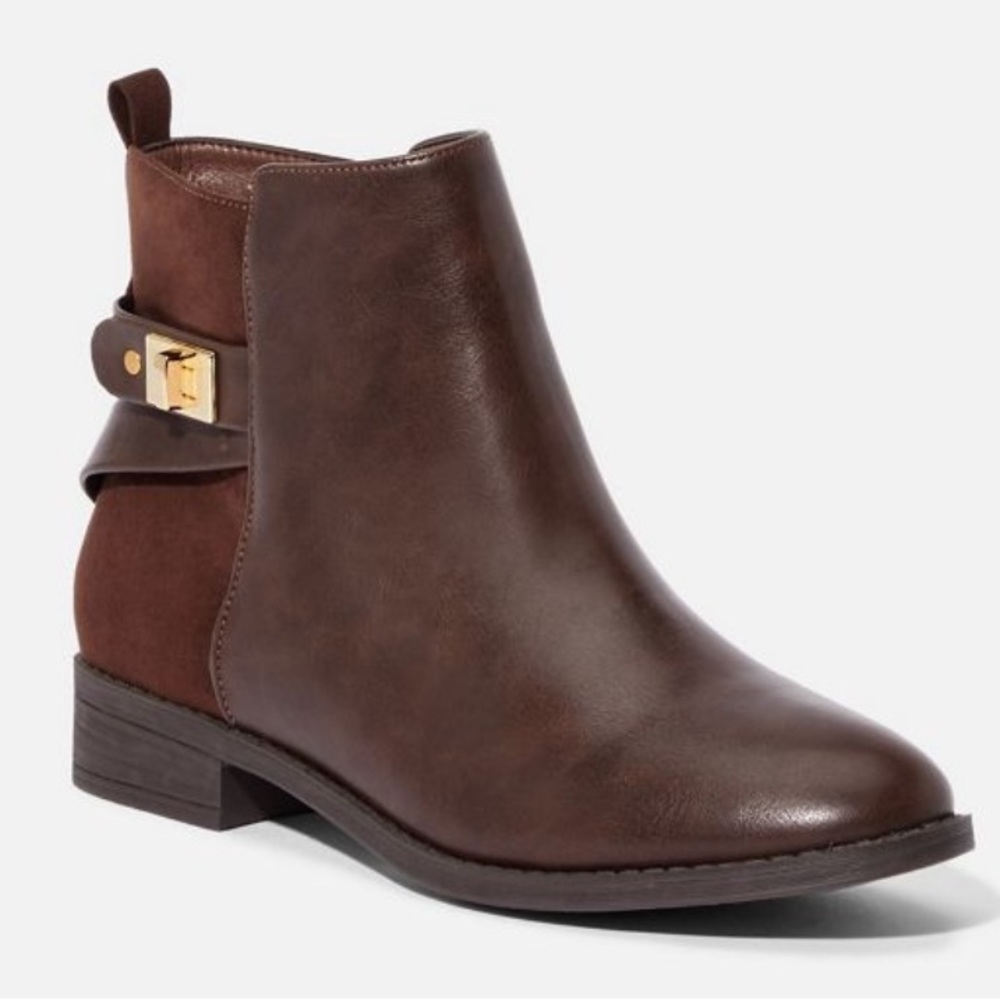 JustFab Austin Flat Ankle Booties